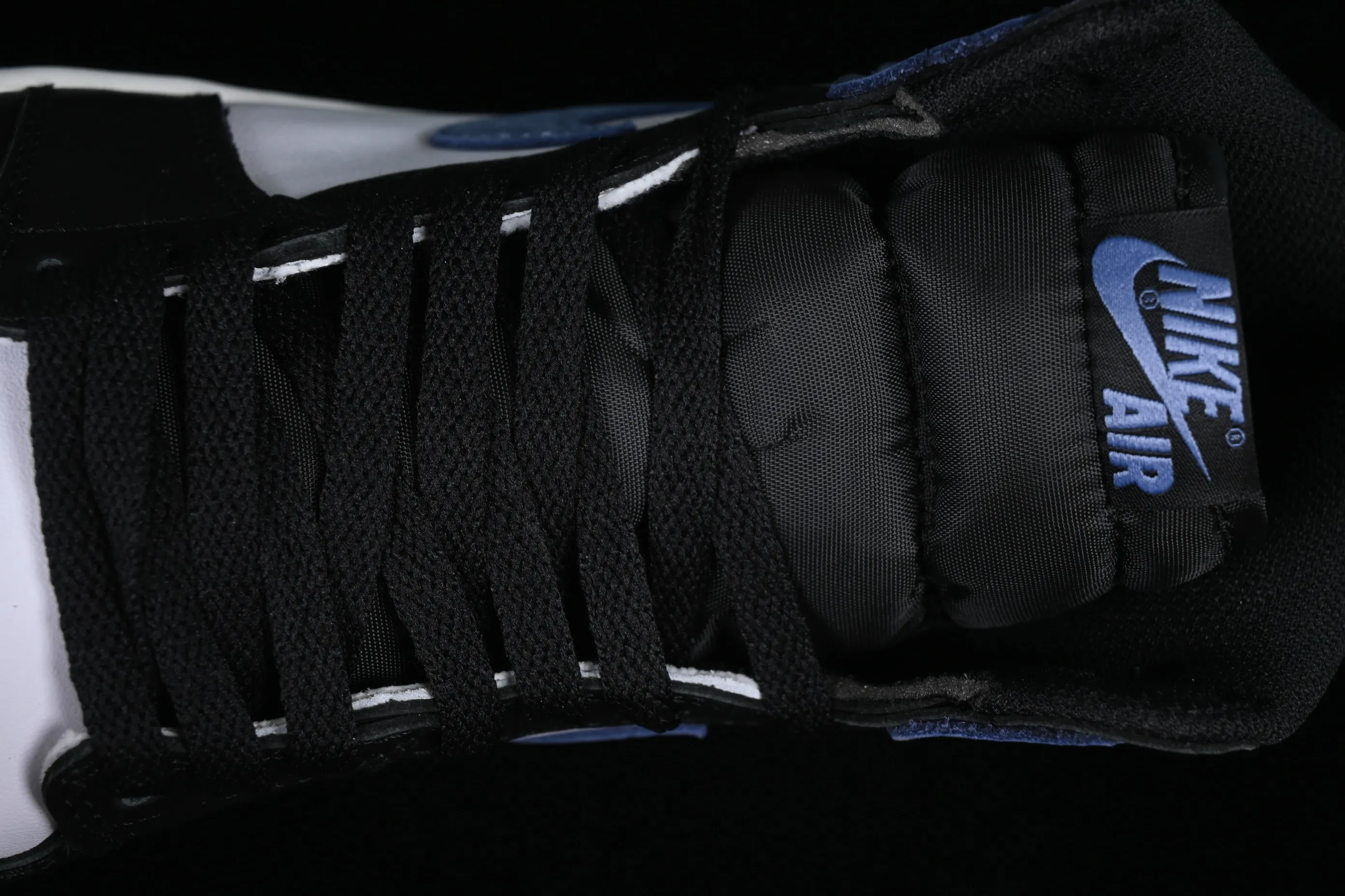 All Categories Air Jordan Jordan Series Basketball Shoes Air Jordan 1 High Air Jordan 1 Retro High OG AJ1 Six-time Champion Playful Blue Moon Basketball Shoes 555088-115